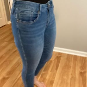 Seven 7 Jeans Size 8